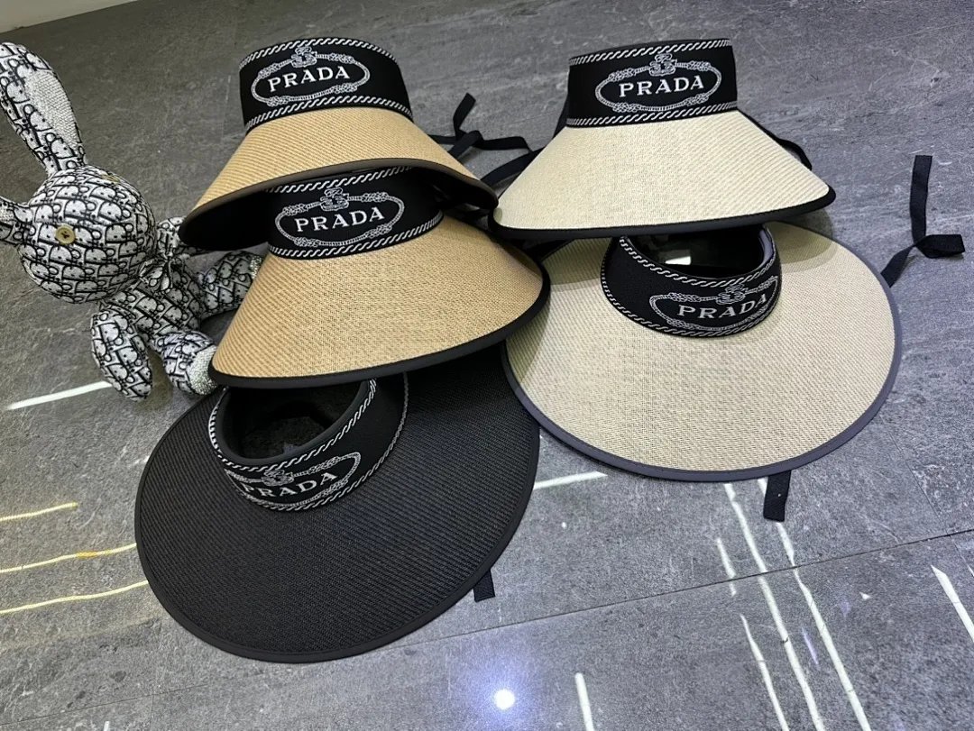 普拉达超大檐空顶帽