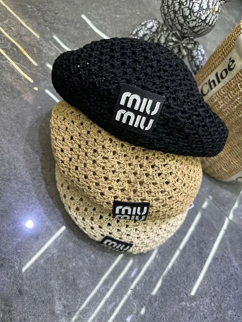 Miumiu 爆款手工编织贝雷帽