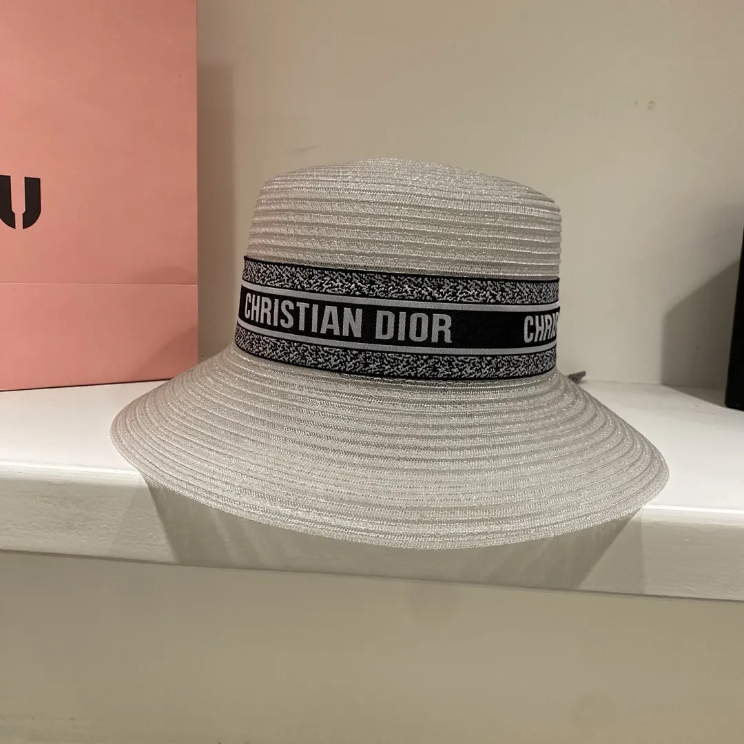 Dior 草帽