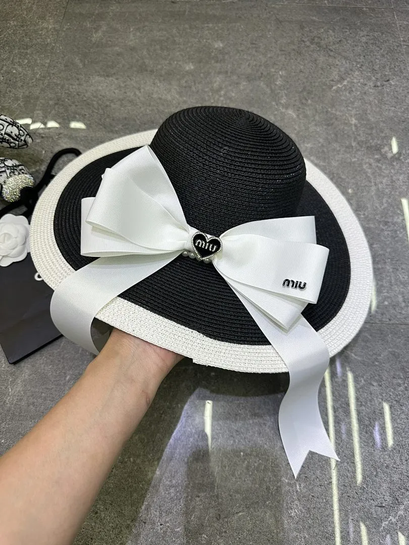 Miumiu 爆款蝴蝶结🎀拼色设计大檐帽