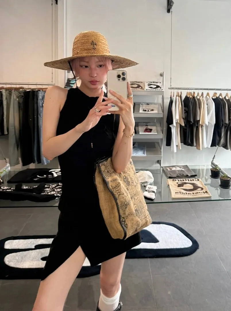 跑量🉐115 定制款，不退换！ 上新ꫛꫀꪝ ❥—— 🆕超赞克罗心十字架麦秆草大边盆帽 🪄少量现货 赶快报单 🖤出游度假拍照必备单品 📸超级出片