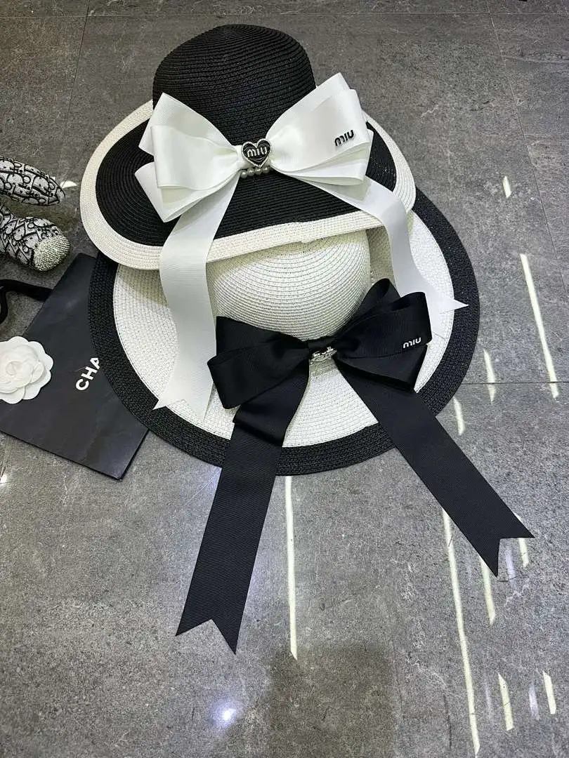 Miumiu 爆款蝴蝶结🎀拼色设计大檐帽