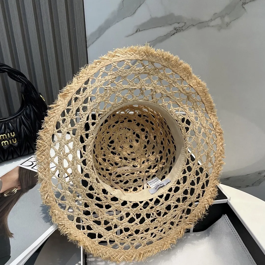 罗意威新款大檐遮阳防晒草帽 炎炎夏日出街必备防晒单品, 海边约起也妥妥滴,透气棉四季可佩戴