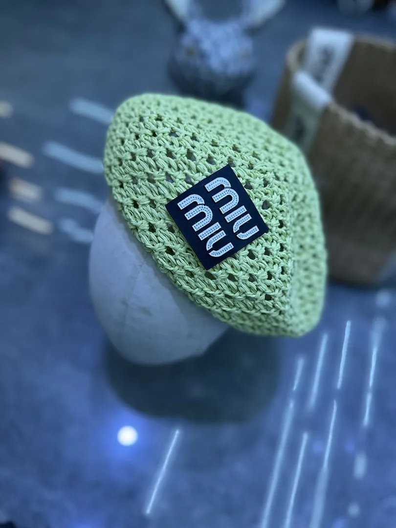 Miumiu 爆款手工编织贝雷帽