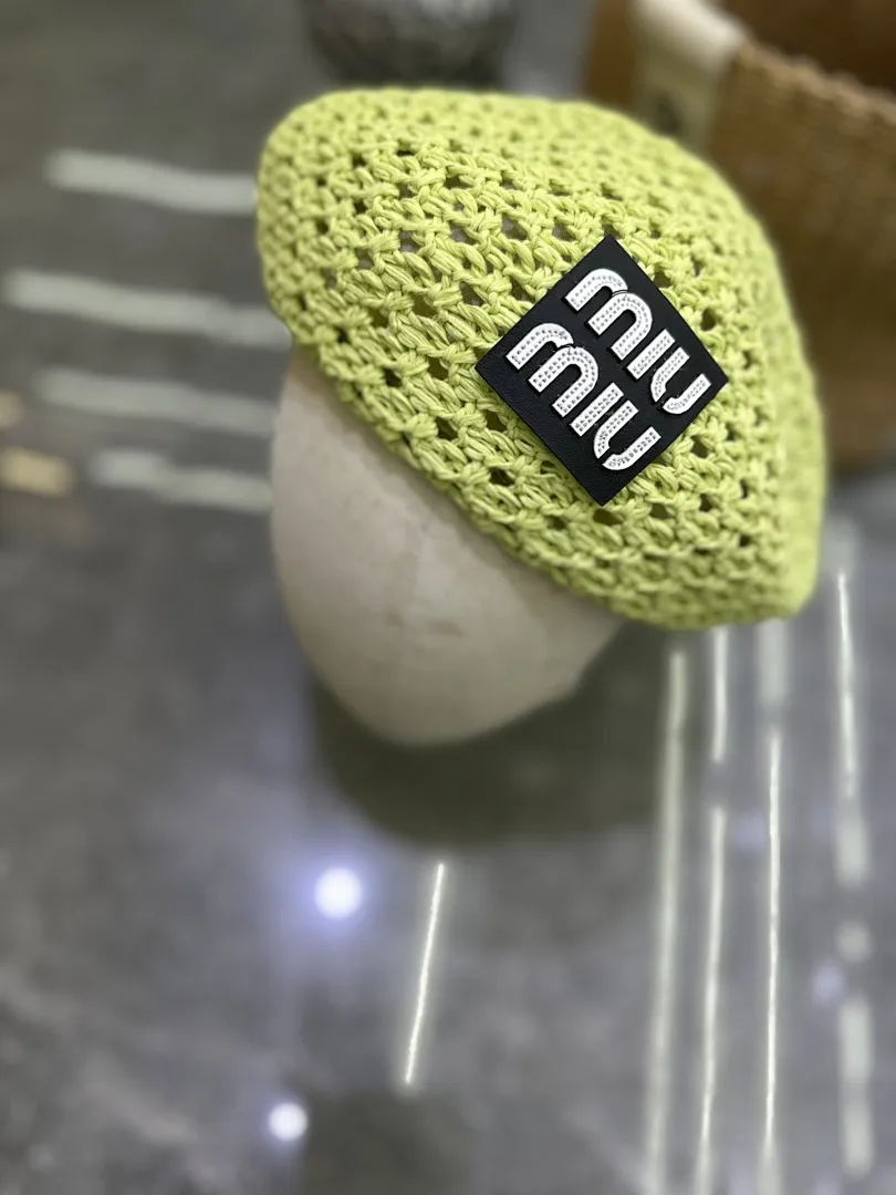 Miumiu 爆款手工编织贝雷帽
