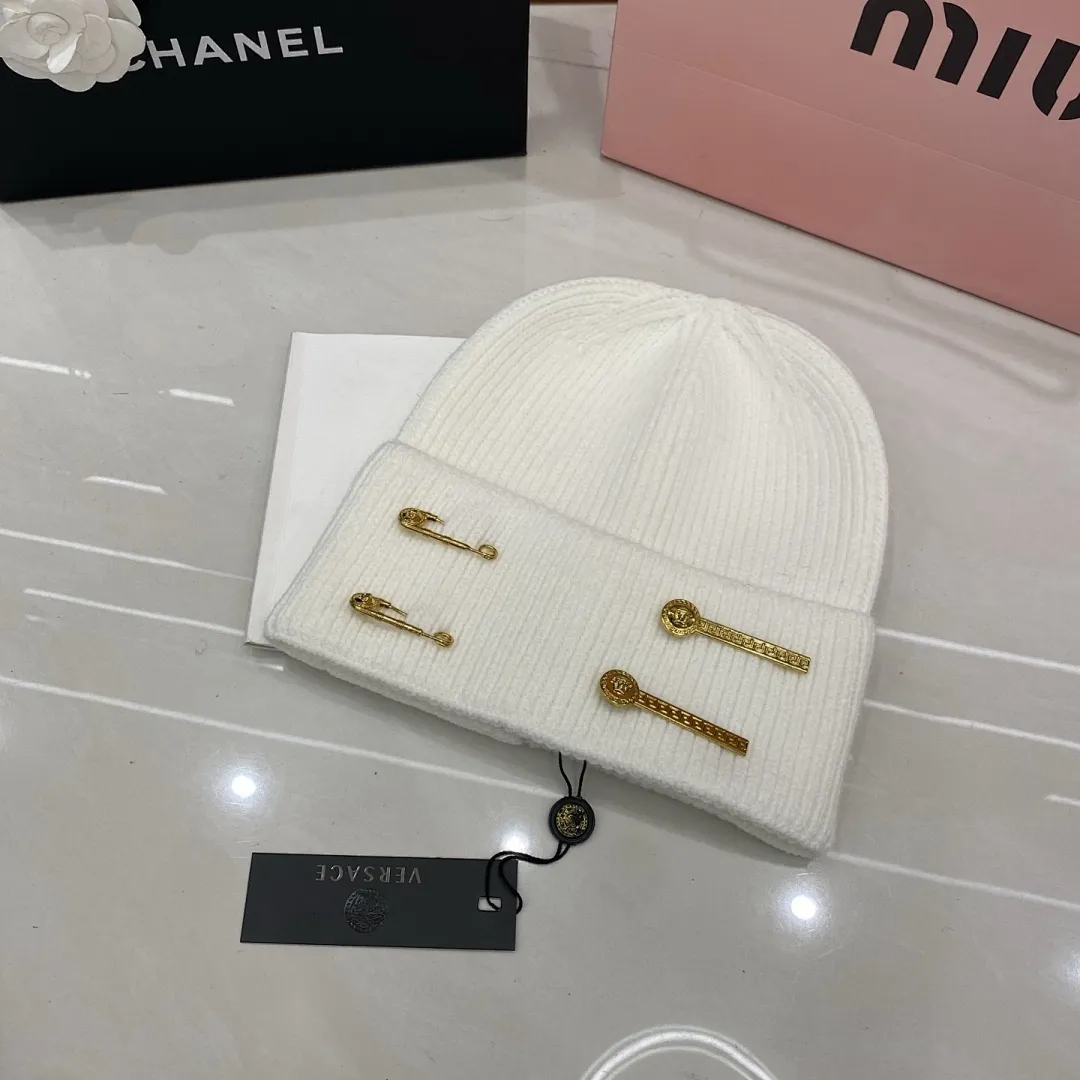 Versace范思哲 羊绒针织帽