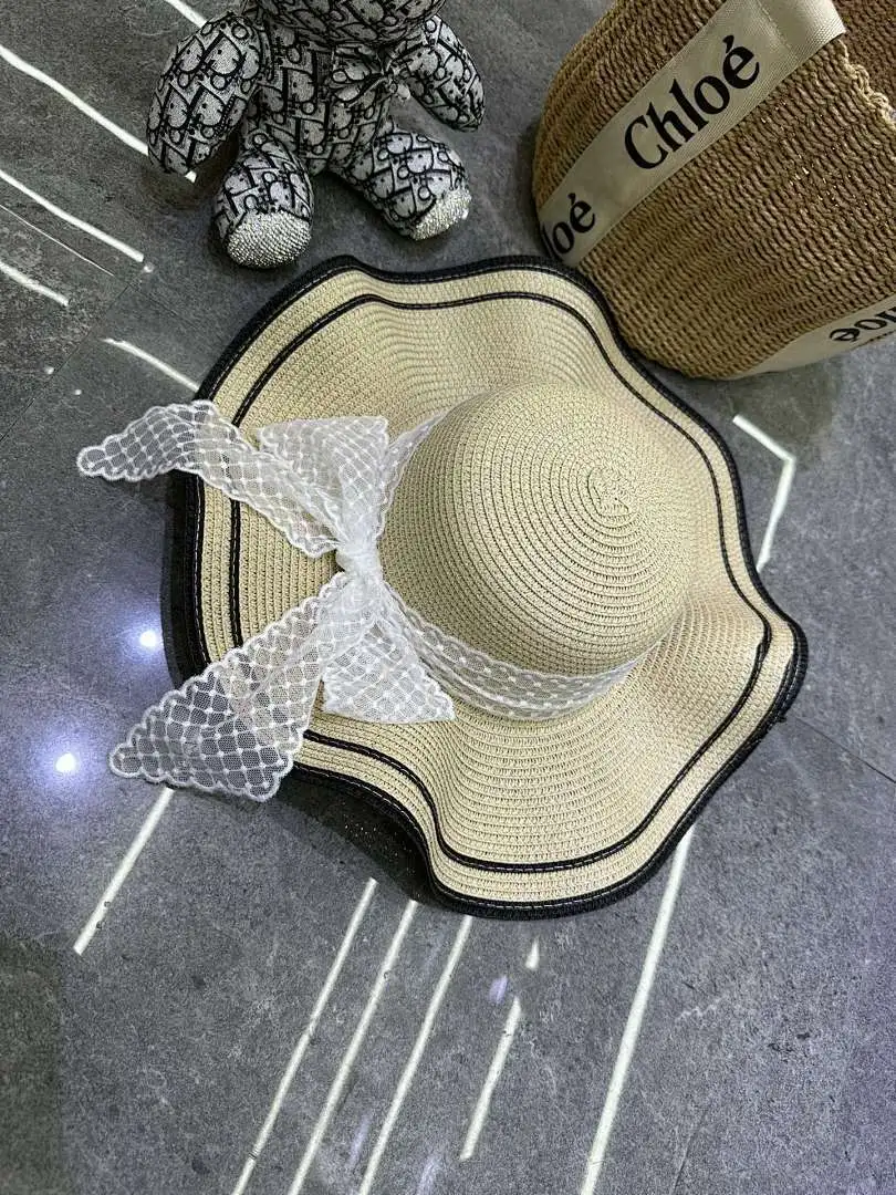 普拉达爆款蕾丝波浪边大檐帽