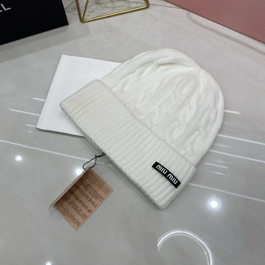 MIU MIU 羊绒针织帽
