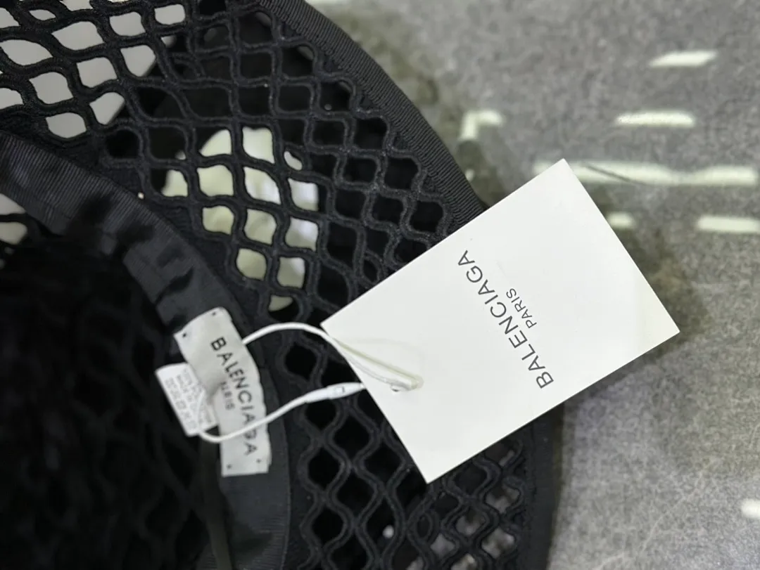 巴黎世家蕾丝渔夫帽