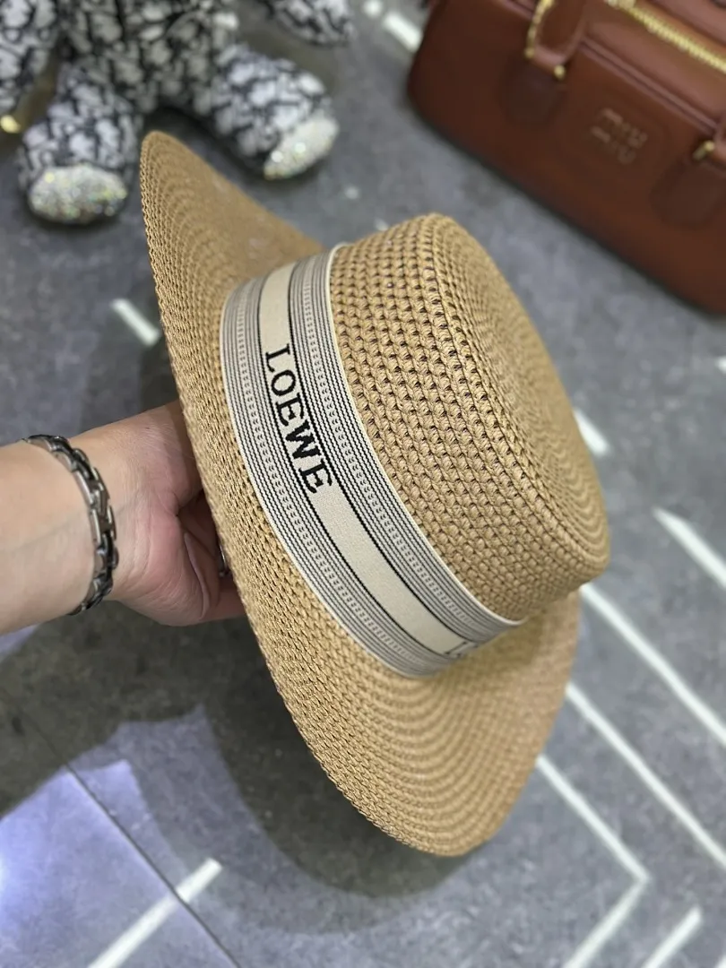 罗意威爆款平顶帽