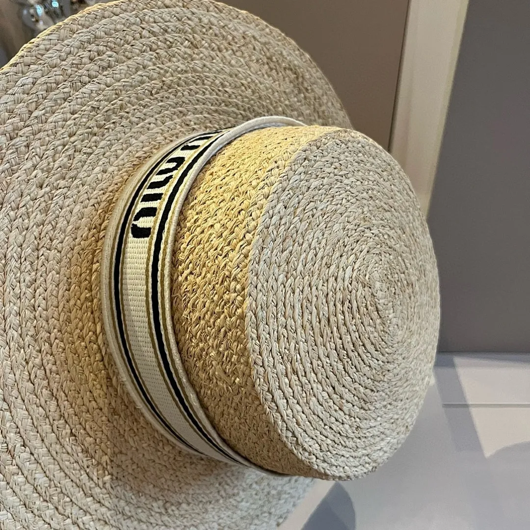 缪缪miumiu拉菲草草帽