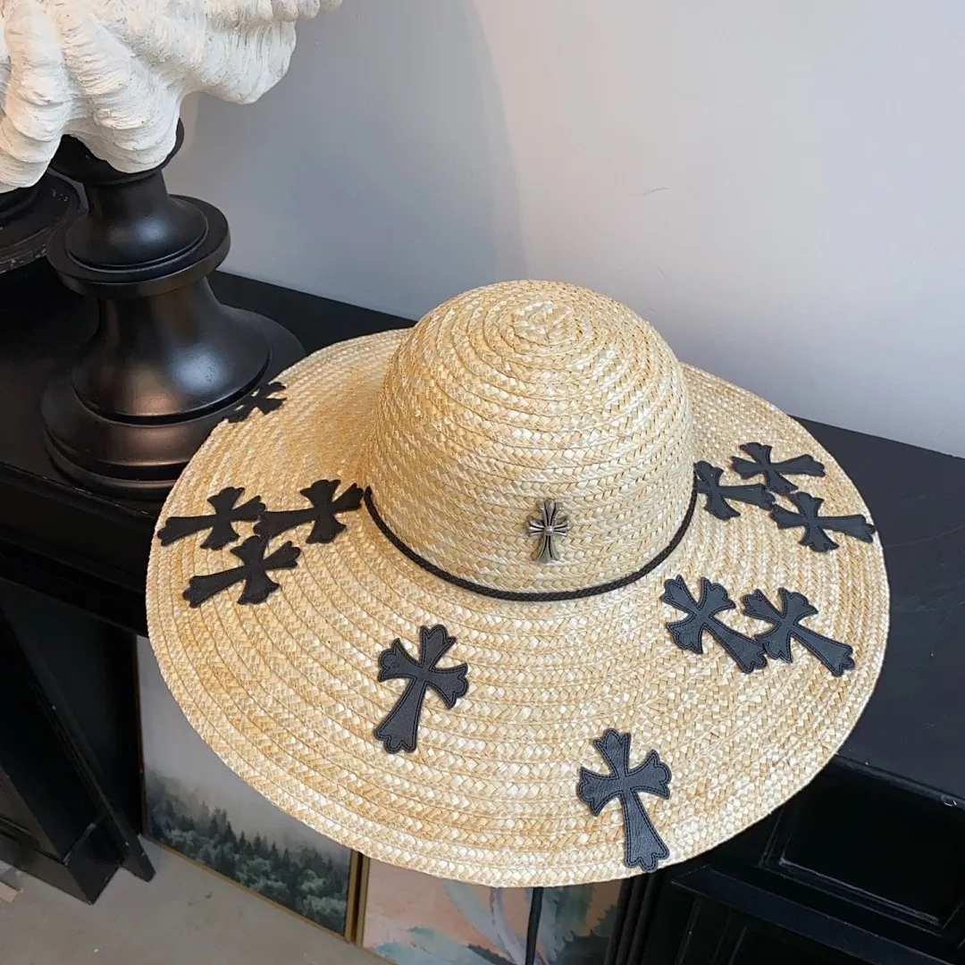 跑量🉐115 定制款，不退换！ 上新ꫛꫀꪝ ❥—— 🆕超赞克罗心十字架麦秆草大边盆帽 🪄少量现货 赶快报单 🖤出游度假拍照必备单品 📸超级出片