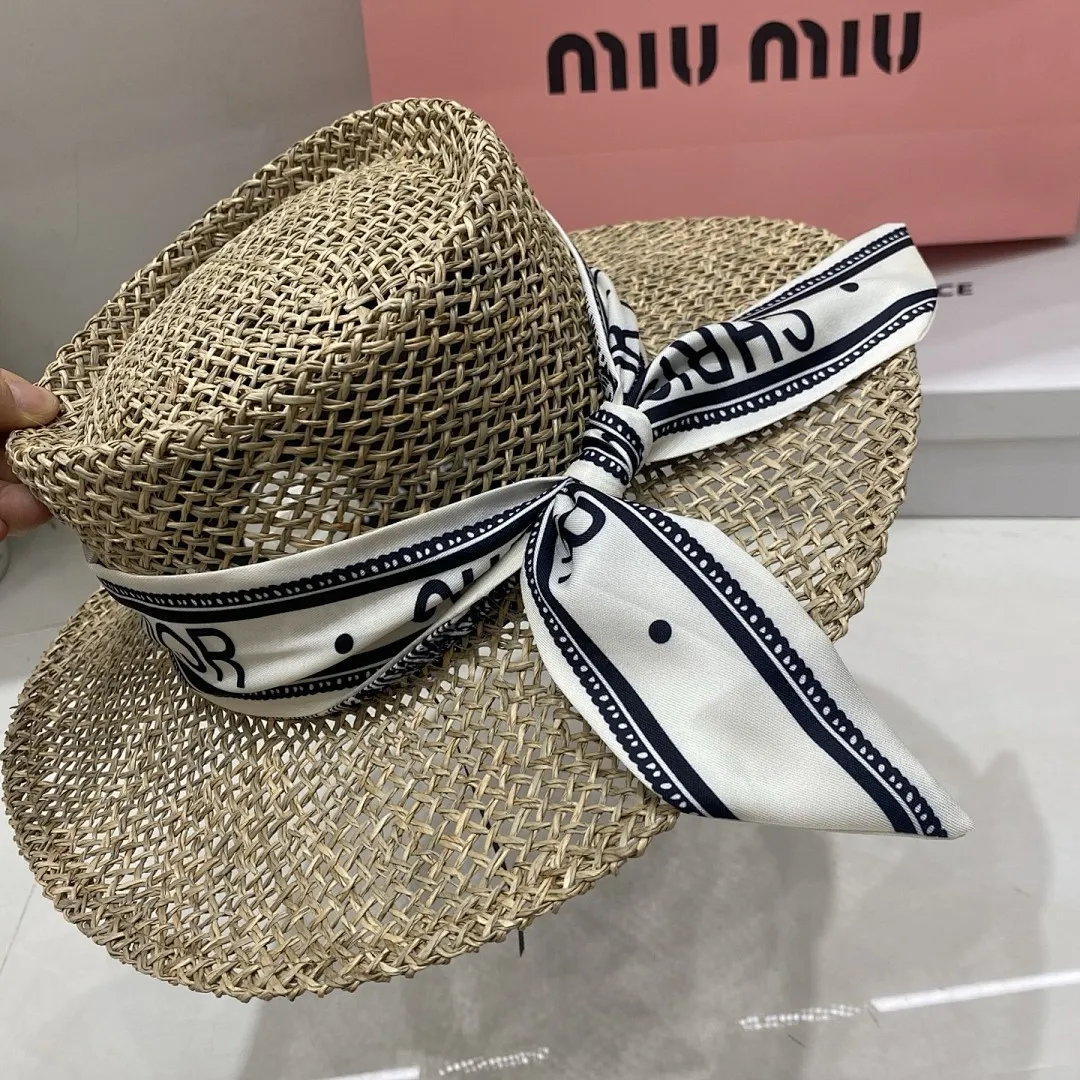 Dior迪奥 天然植物草凹顶帽