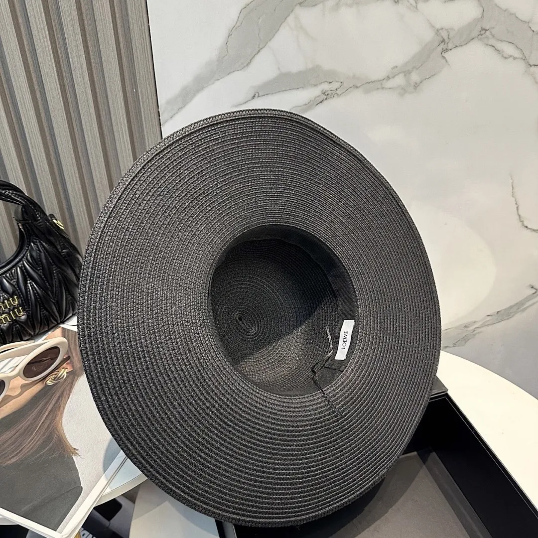 LOEWE罗意威大檐帽，太阳大草帽，细草制作，官方款开模，非市场普通版本,头围57cm