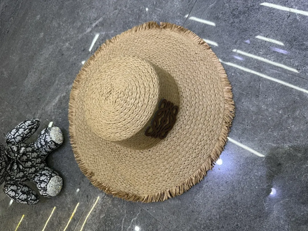 罗意威爆款草编手工平顶帽🔥🔥