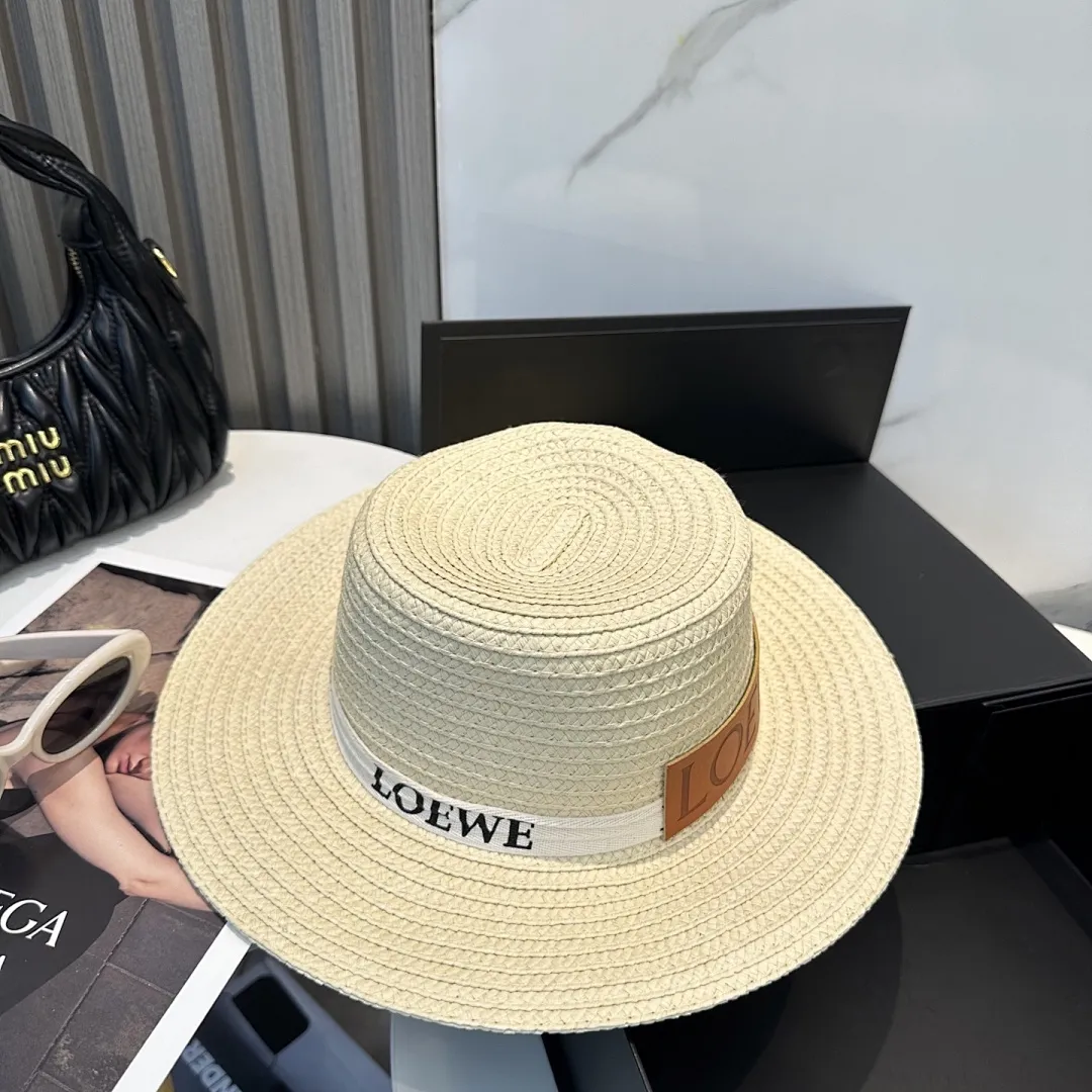 💛配防尘袋 LOEWE罗意威】2025新款草编大牌织带编织草帽，度假休闲必备，优雅大方的一款