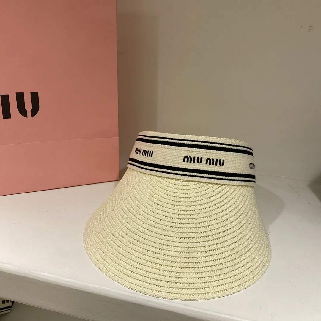 miumiu缪缪 空顶帽