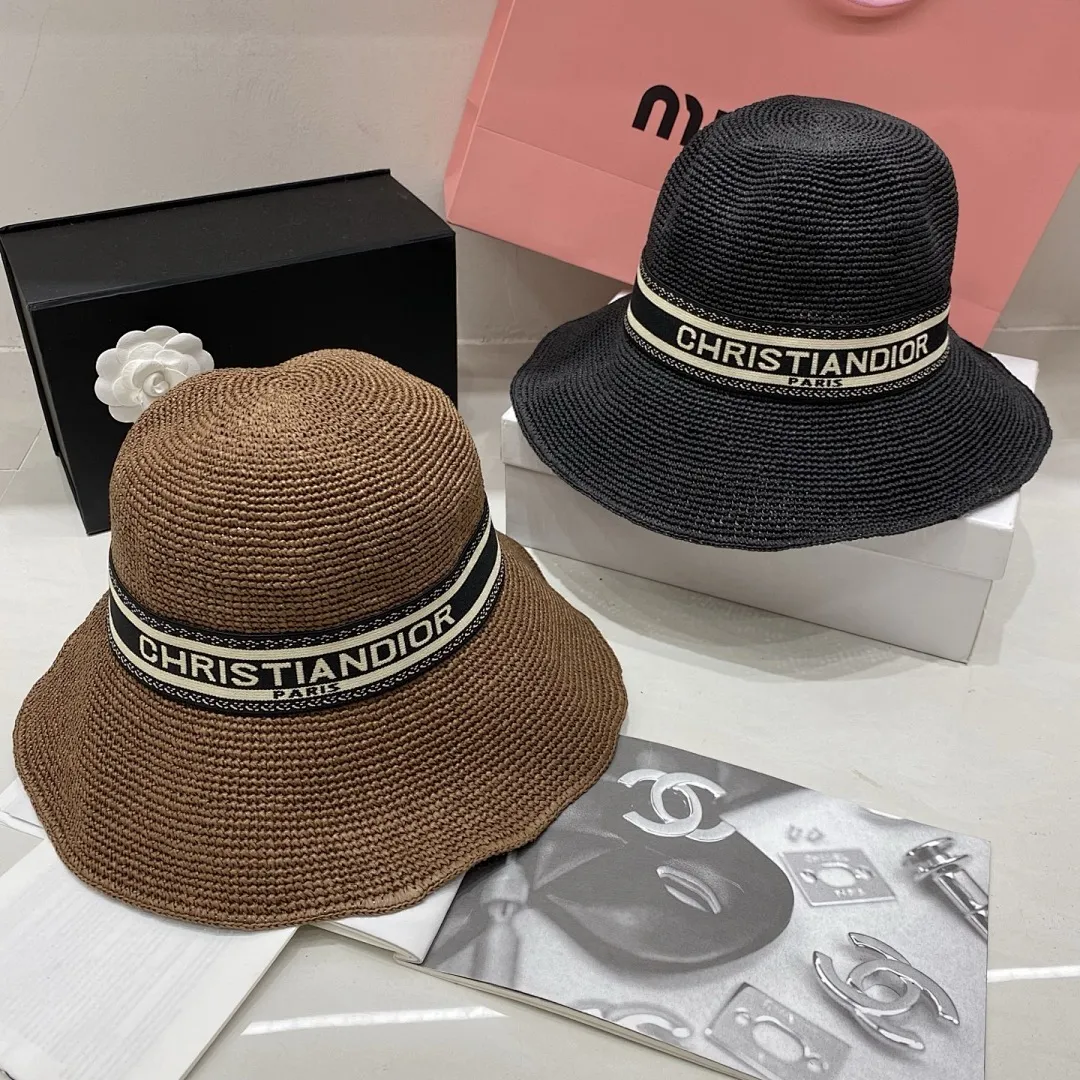 Dior 钩针渔夫帽