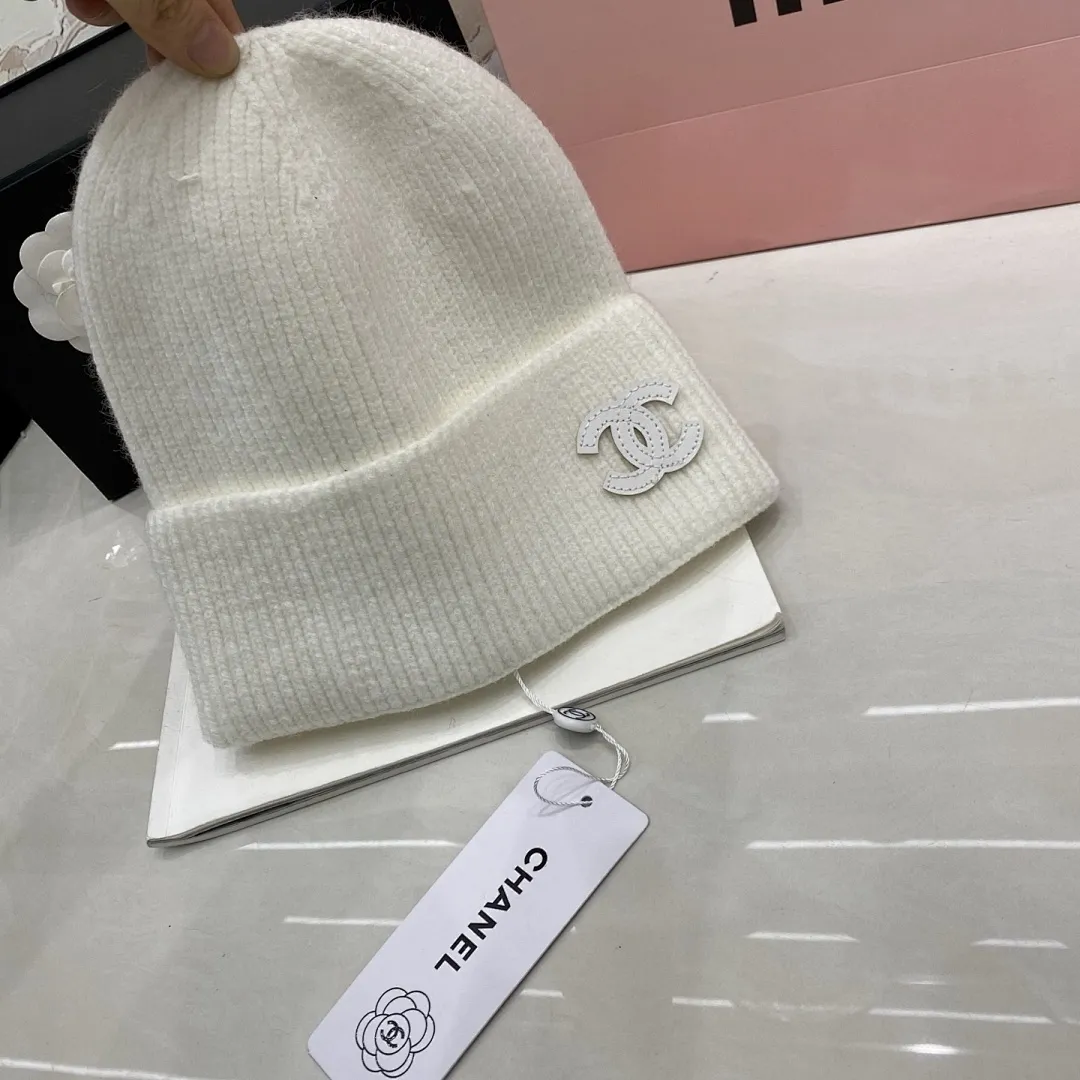 Chanel 羊绒针织帽
