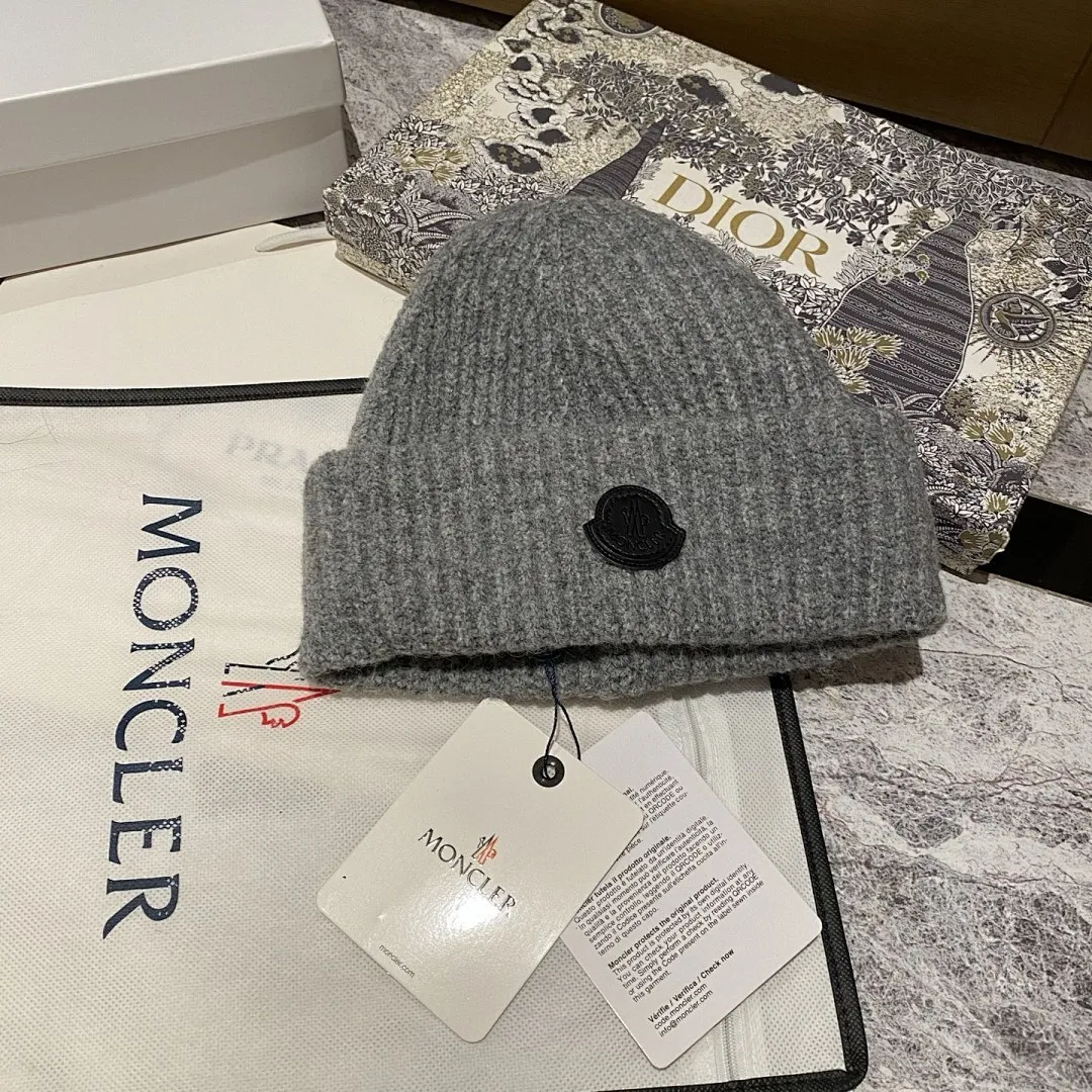 Moncler 羊毛针织帽