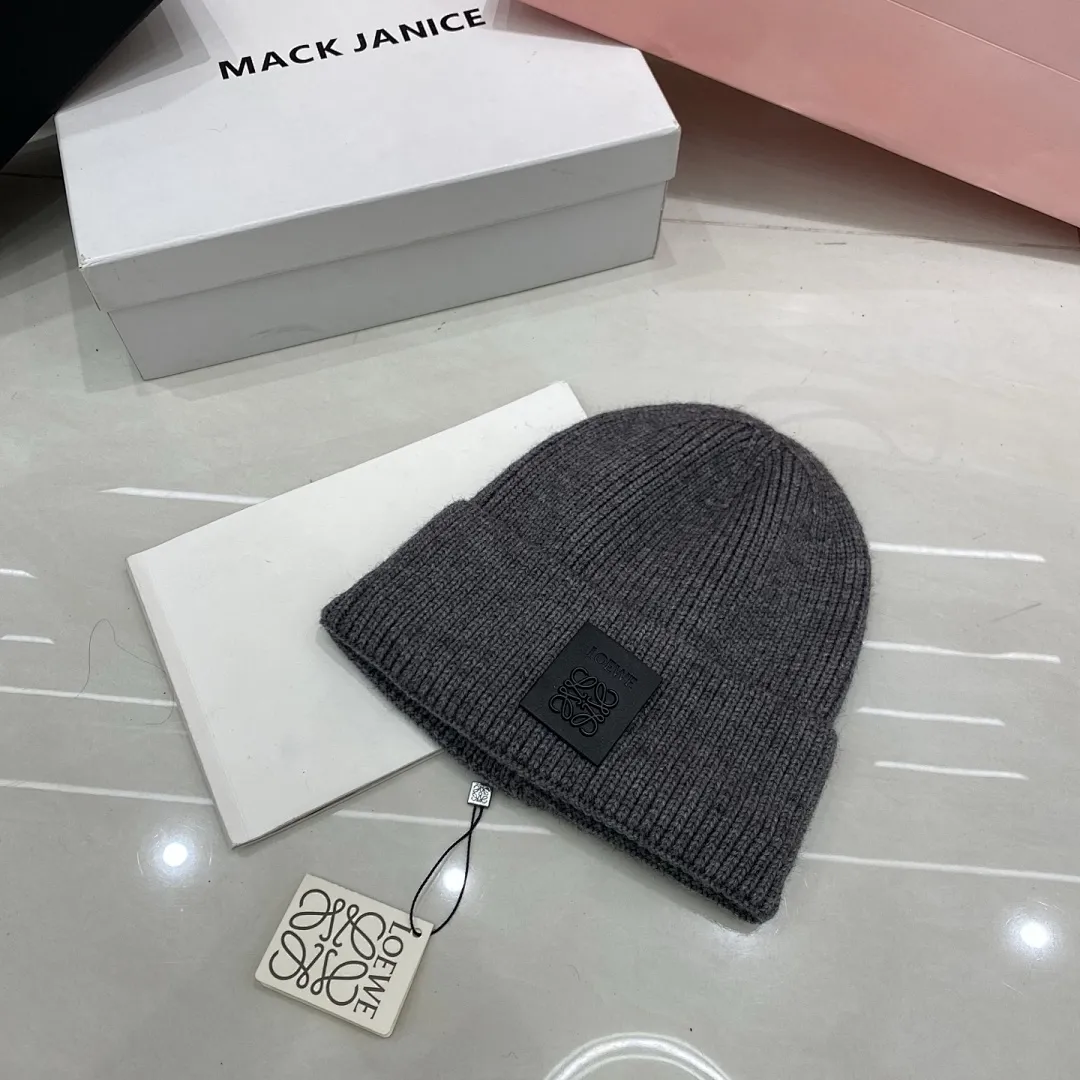 Loewe 羊绒针织帽
