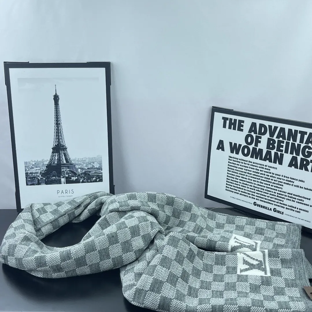 L家 【羊毛套装帽子-帽子➕围巾】经典套装帽子!成分:70%羊毛➕30%兔毛。