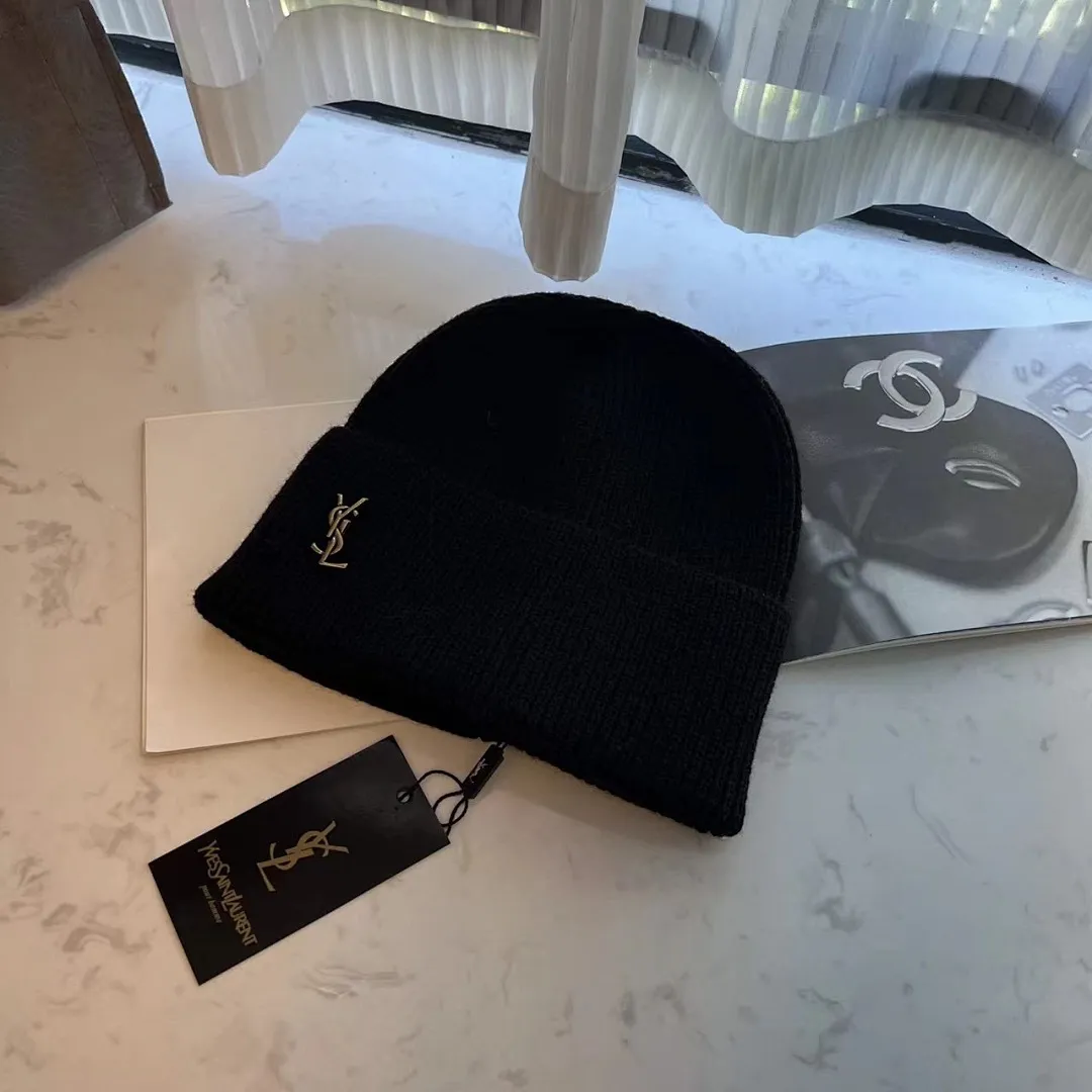YSL 羊绒针织帽