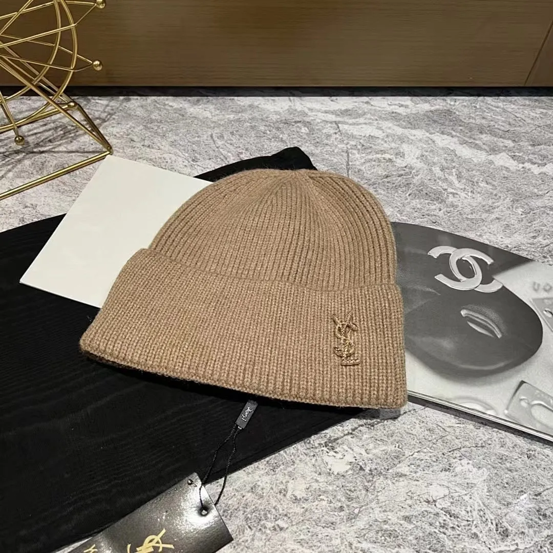 YSL 羊绒针织帽
