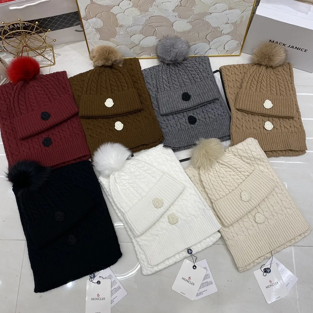 Moncler蒙口 麻花羊绒针织帽（狐狸毛球）+围巾🧣