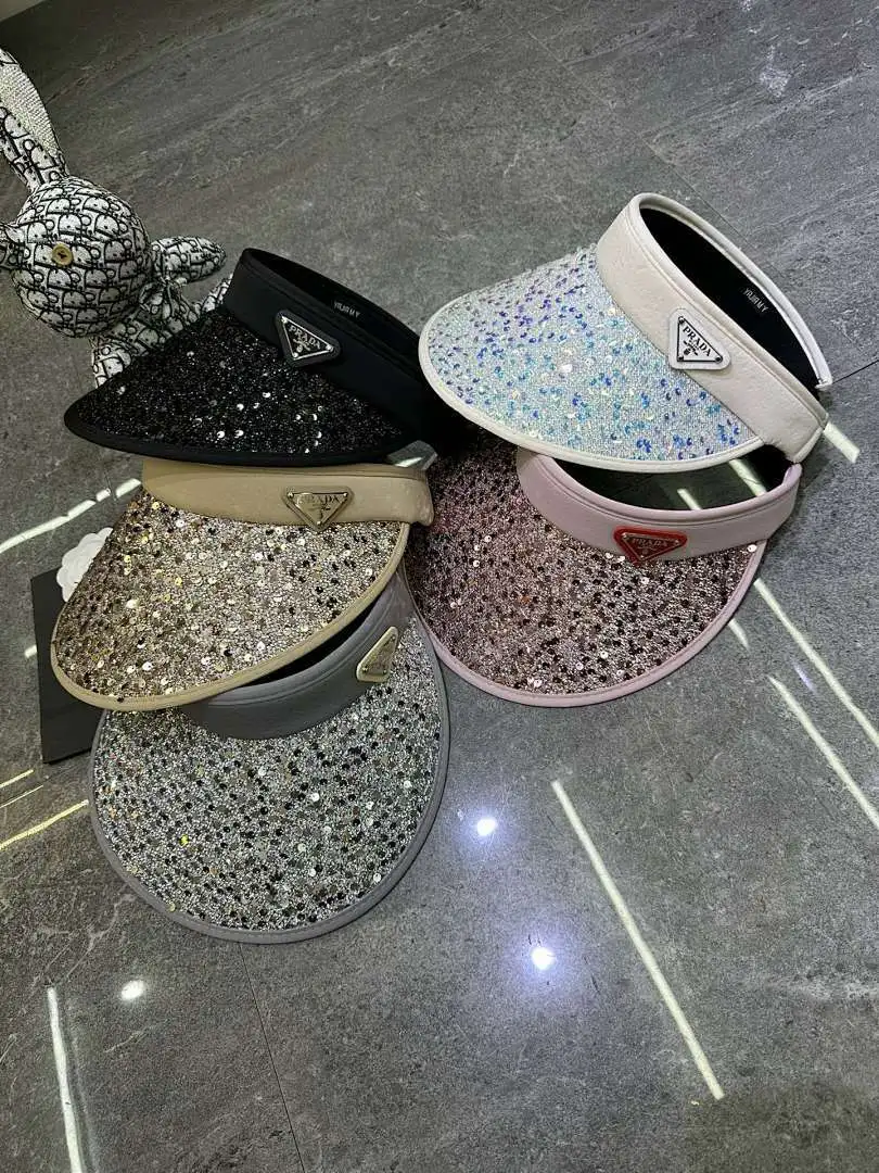 普拉达爆款亮片空顶帽