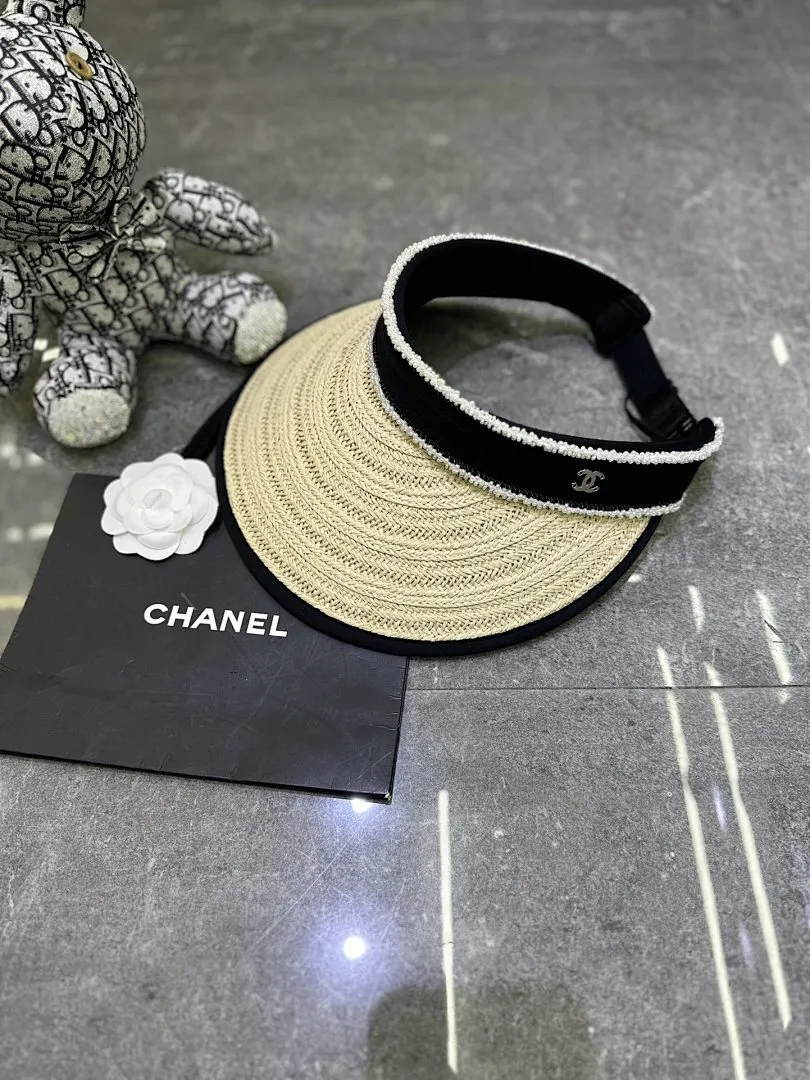 香奈儿爆款空顶帽👒👒超大檐黑胶防晒设计.🔥🔥🔥