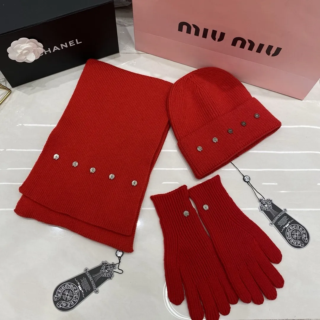 克罗心 三件套 羊绒针织帽+围巾🧣+手套🧤