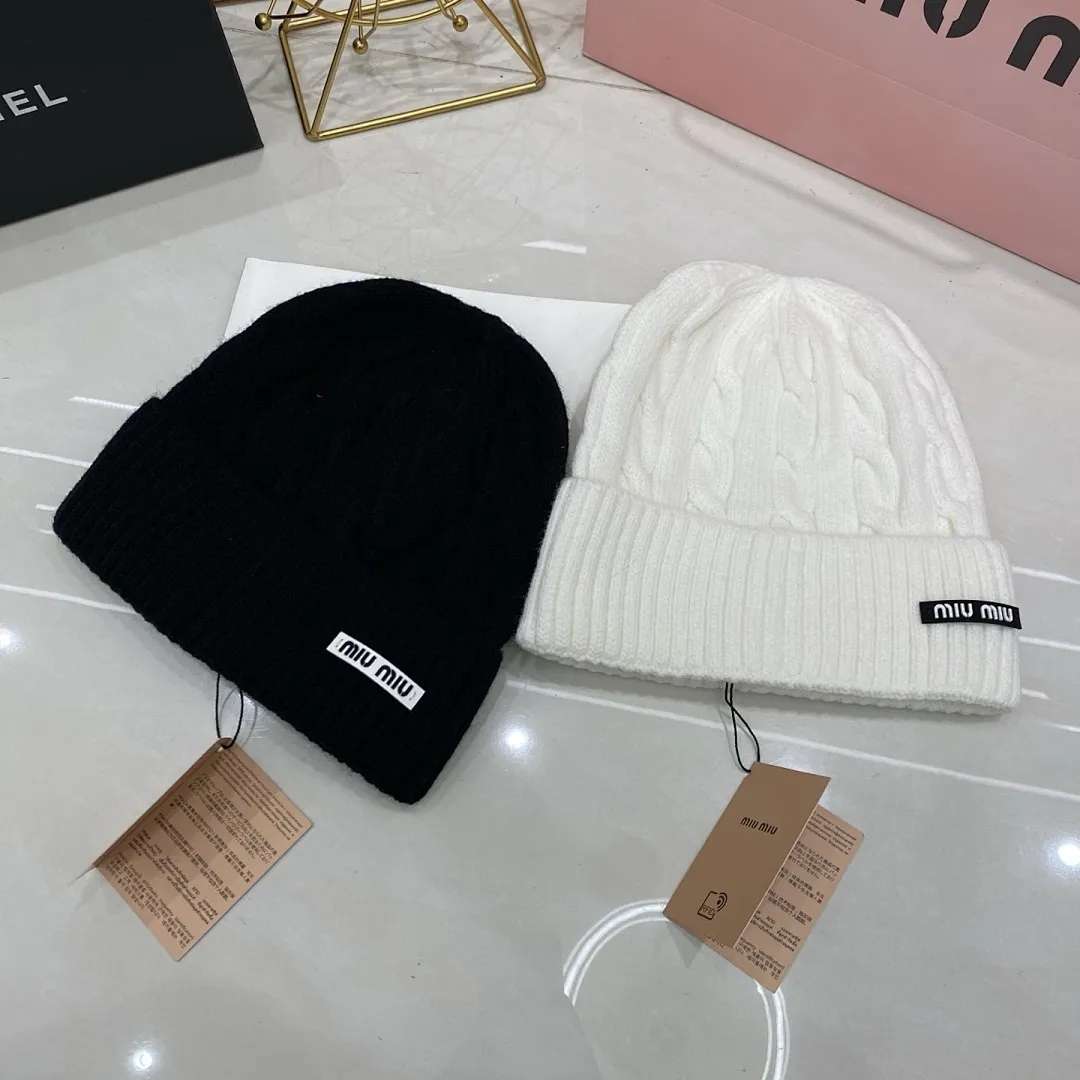 MIU MIU 羊绒针织帽