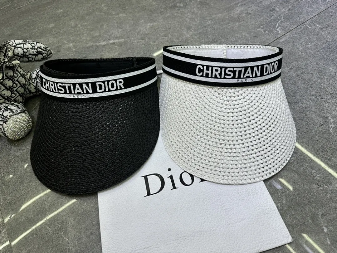 迪奥爆款空顶帽