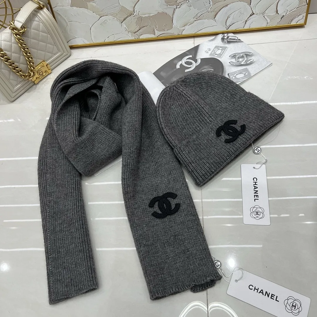 Chanel 羊绒针织帽+围巾🧣