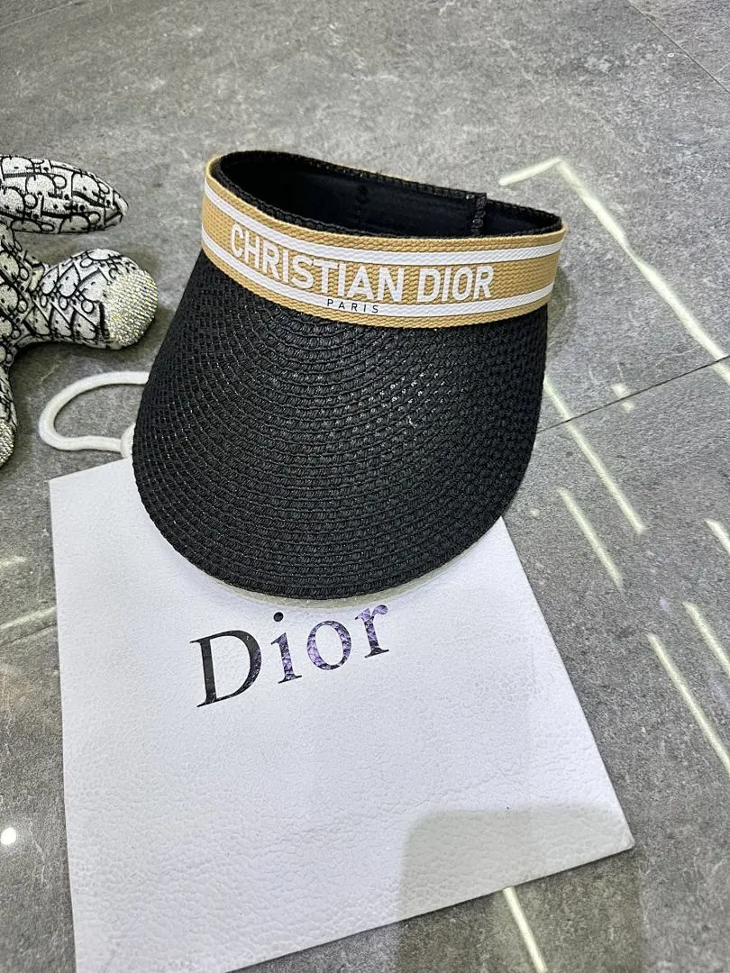 迪奥爆款空顶帽