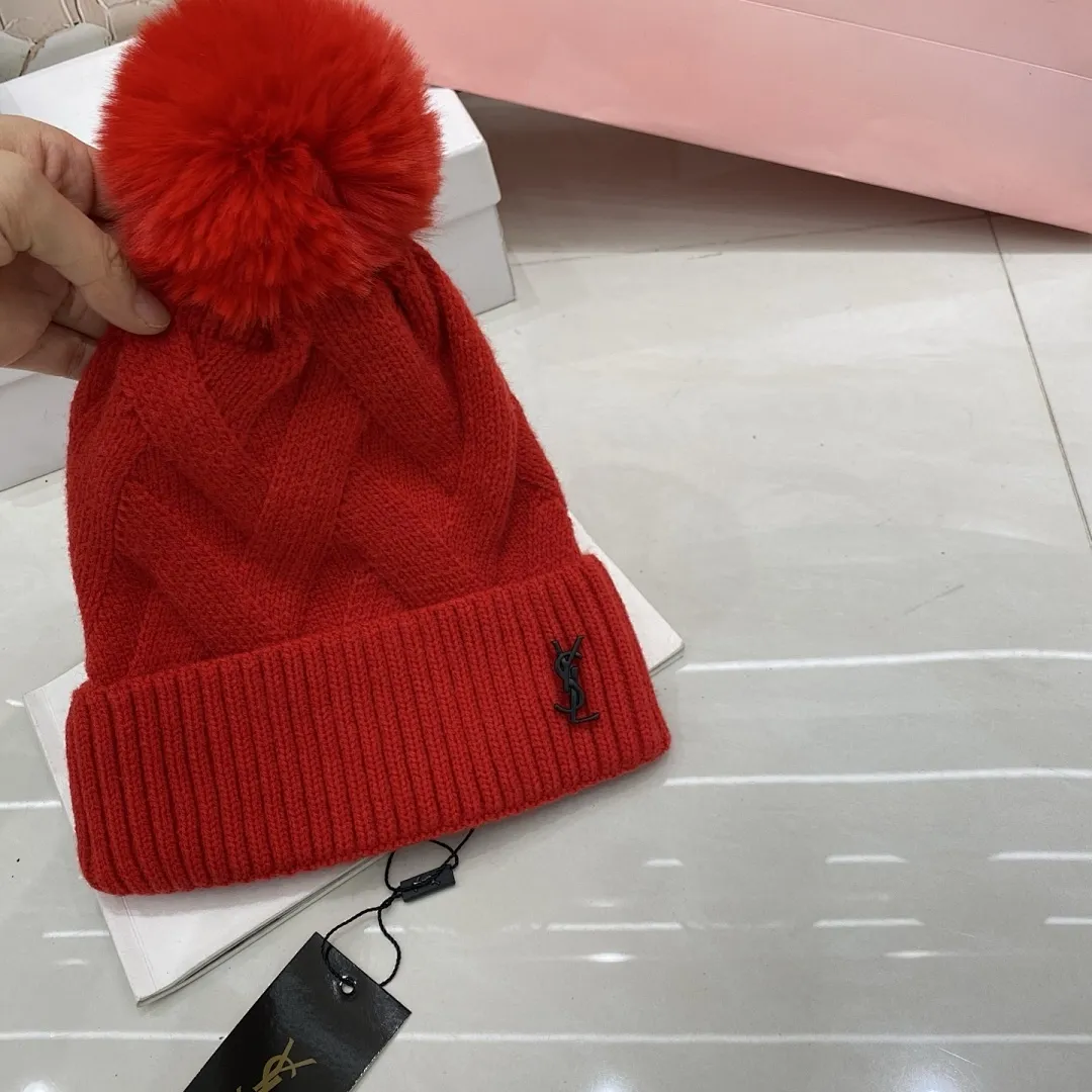 YSL 羊绒针织帽