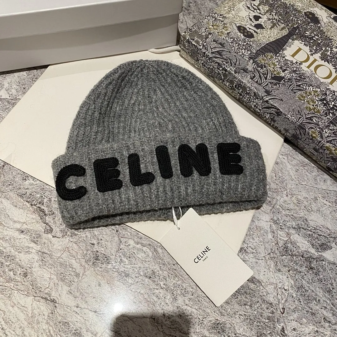 Celine 羊毛针织帽