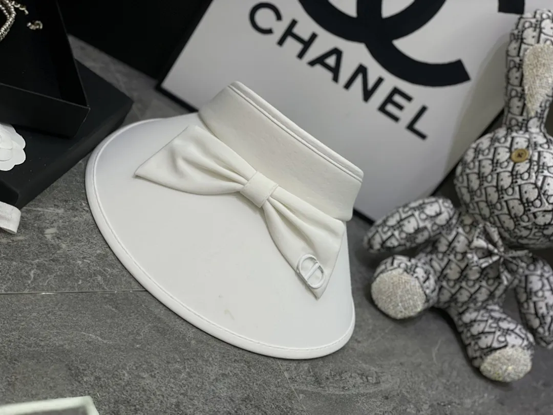 迪奥蝴蝶结冰丝空顶帽