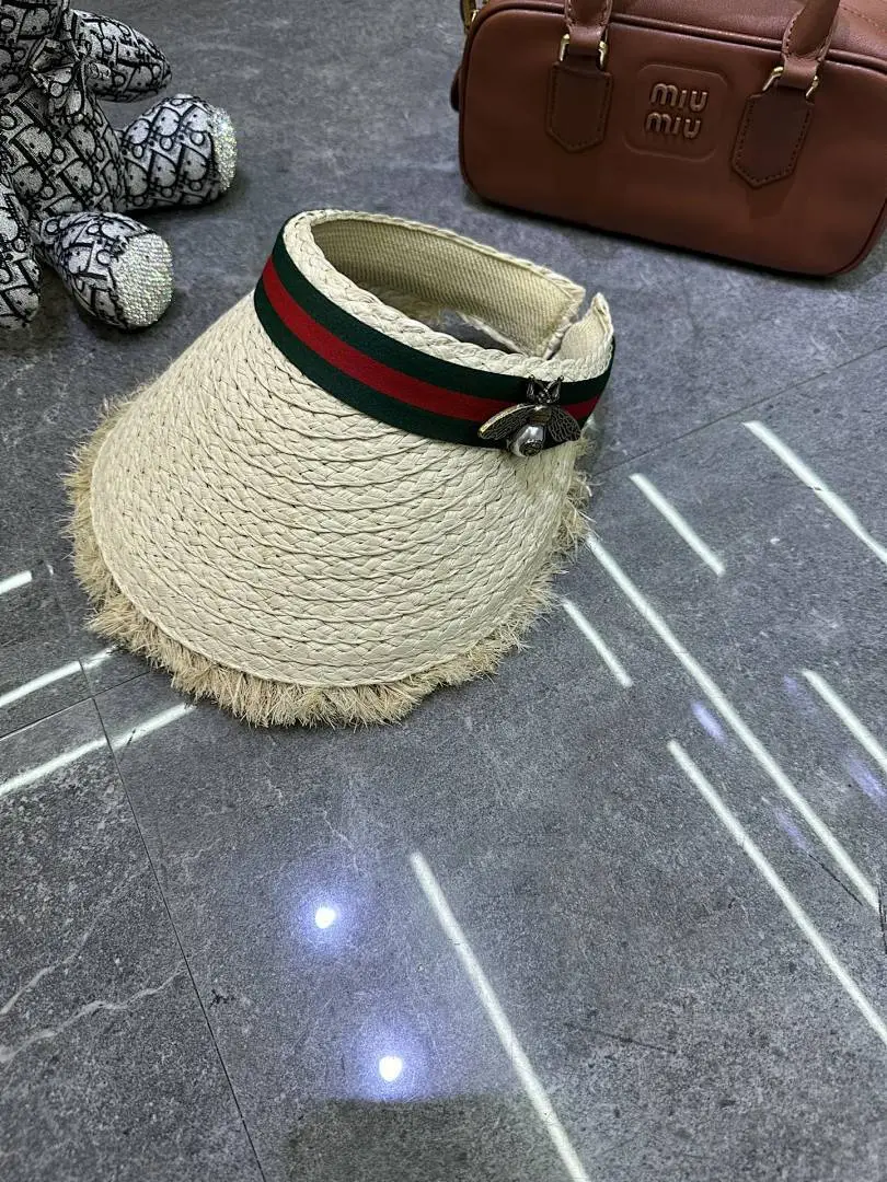 Gucci 草编手工爆款钩针防晒空顶帽👒👒‼️🔥