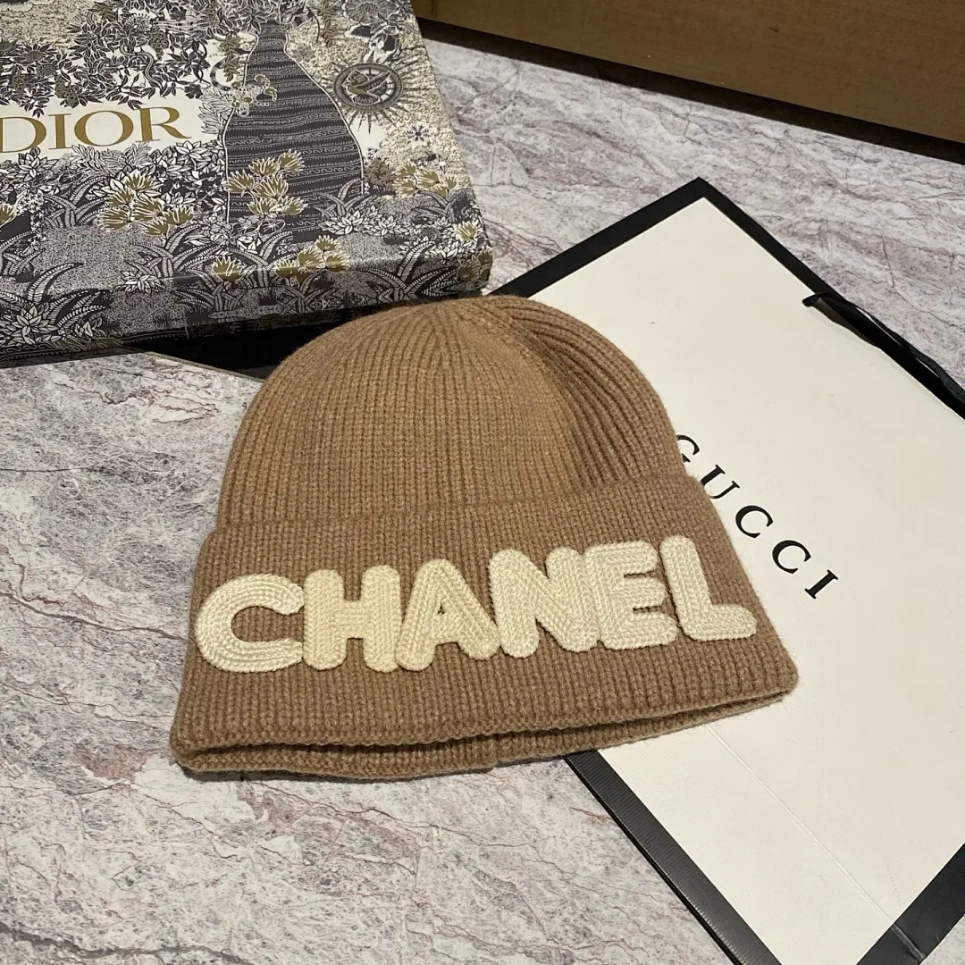 CHANEL 羊绒针织帽