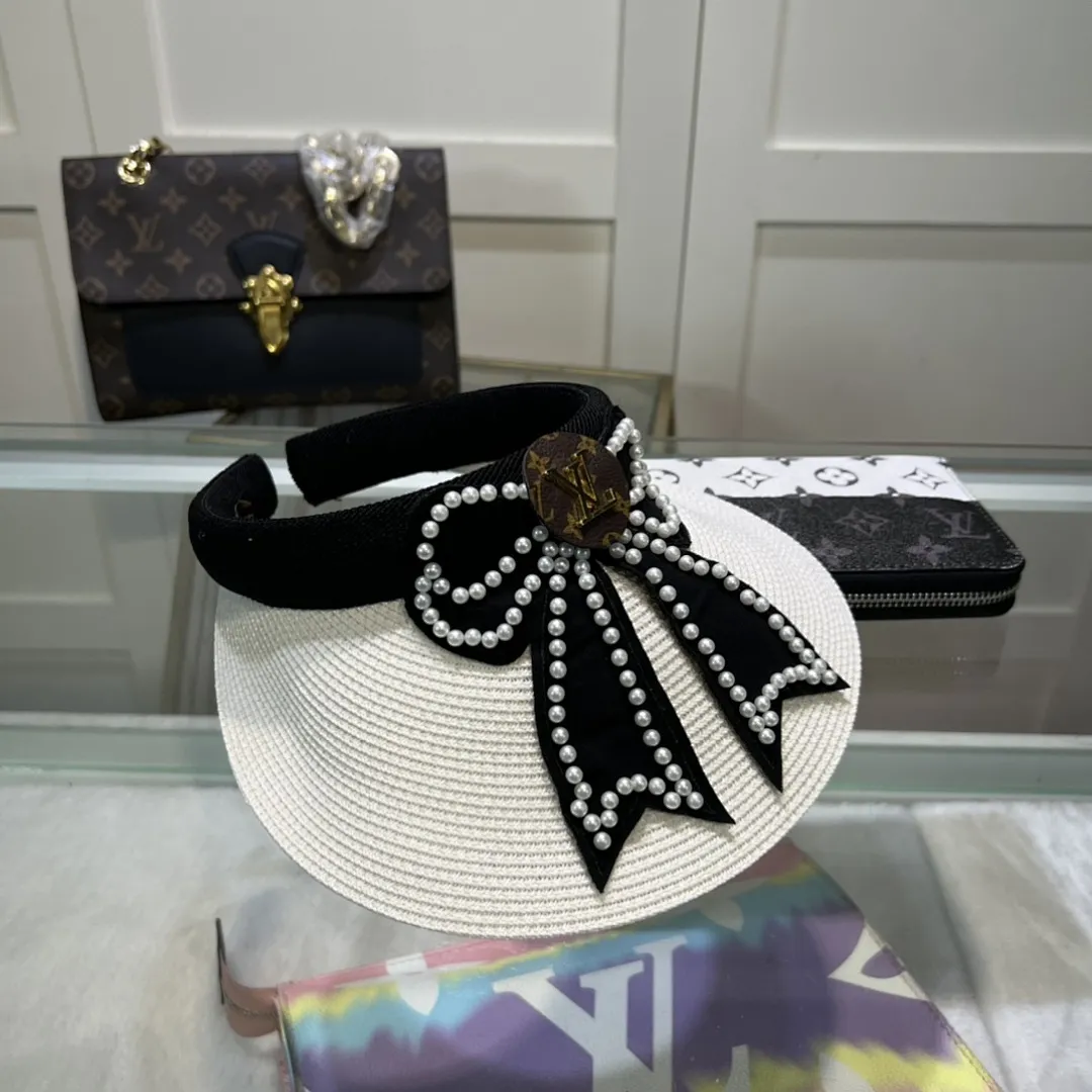 LV👒专柜新款路易威登家刺绣