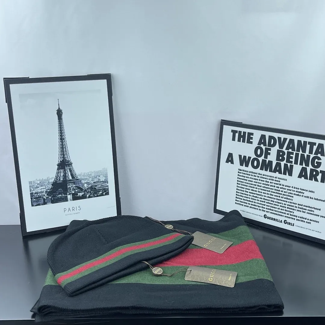 G家 【羊毛套装帽子-帽子➕围巾】经典套装帽子!成分:70%羊毛➕30%兔毛。