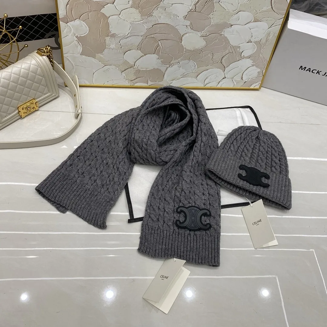 Celine赛琳 麻花羊绒针织帽+围巾🧣