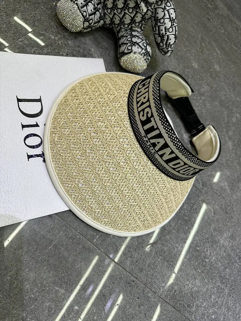 迪奥爆款钩针防晒空顶帽👒👒‼️🔥