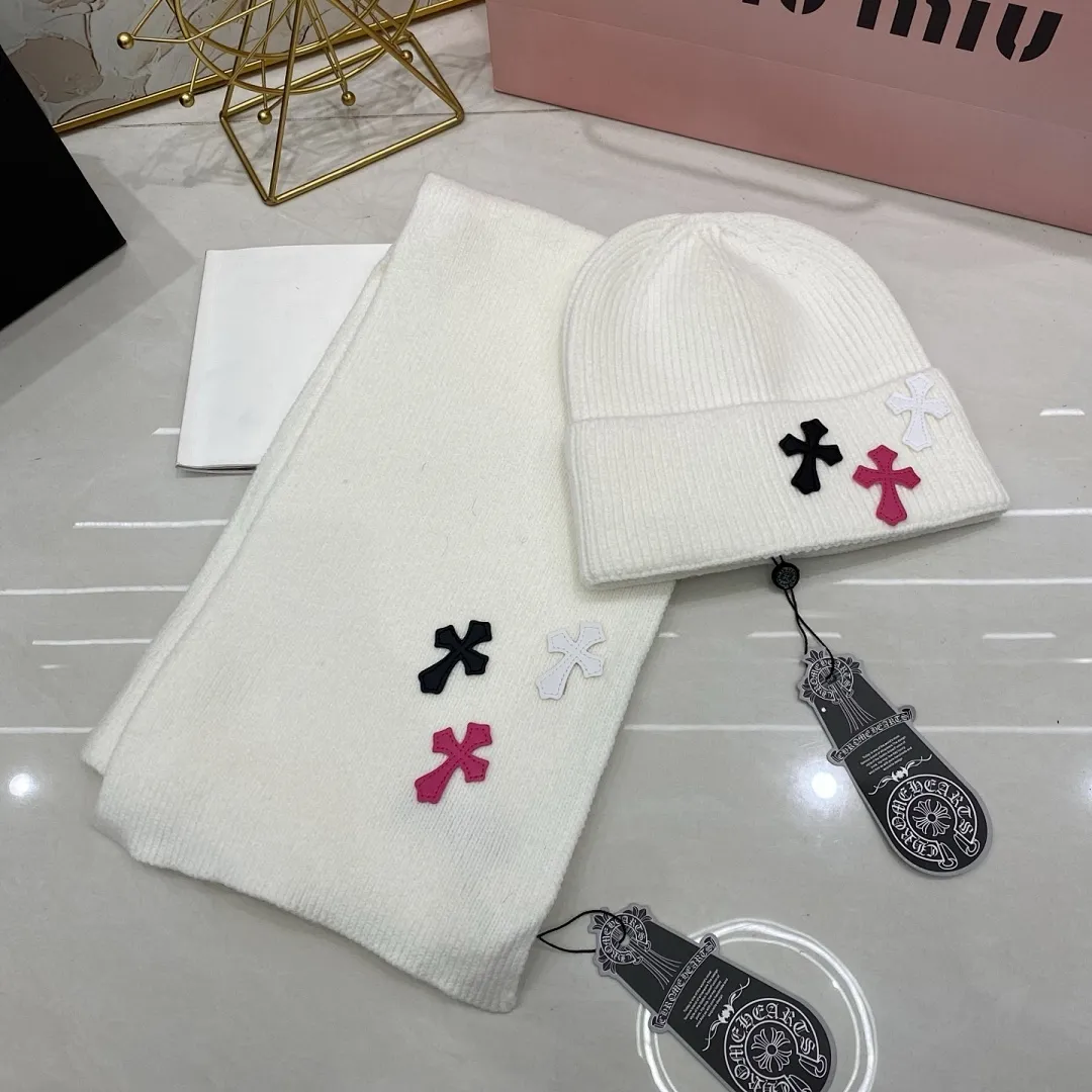 克罗心 两件套 羊绒针织帽+围巾🧣
