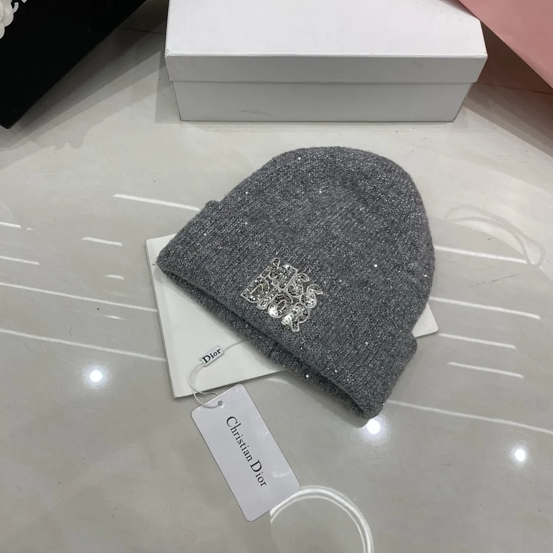 Dior 亮片针织帽