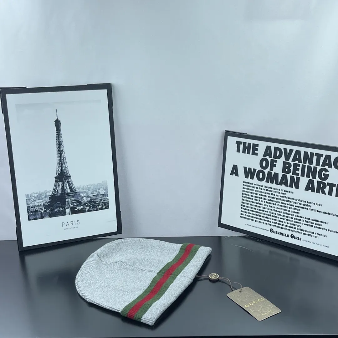 G家 【羊毛套装帽子-帽子➕围巾】经典套装帽子！成分：70%羊毛➕30%兔毛。