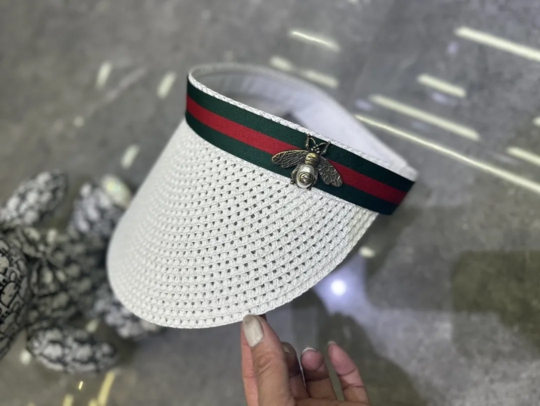 Gucci 爆款蜜蜂🐝空顶帽