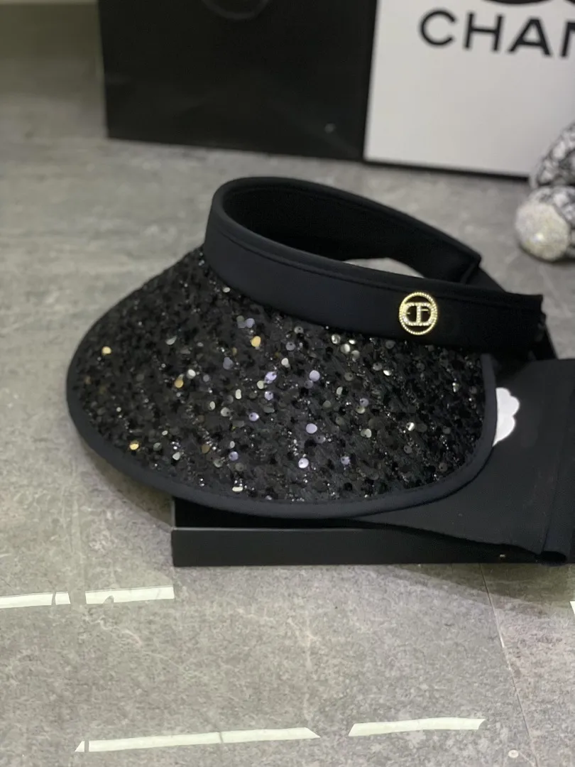 迪奥爆款亮片空顶帽